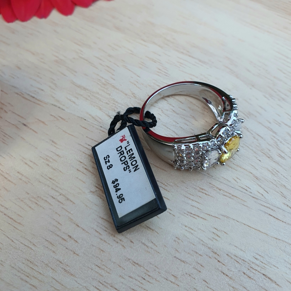 Swarovski Crystal Silver Ring - Picture 2 of 10